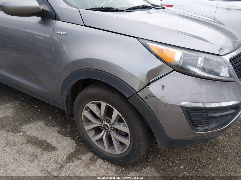 2015 Kia Sportage VIN KNDPBCACXF7701583 IAAI salvage auction — NORMAL WEAR, Clear (Washington), sold $25 on 2026-07-29 (photo 6)