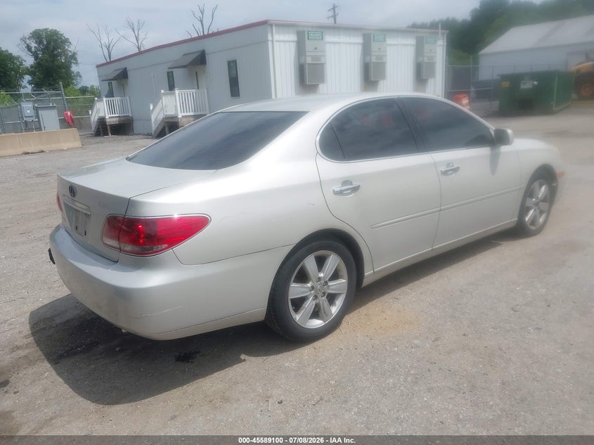 2005 Lexus Es 330 VIN JTHBA30G155101898 IAAI salvage auction — NORMAL WEAR, Clear (Virginia), sold $575 on 2026-07-14 (photo 4)
