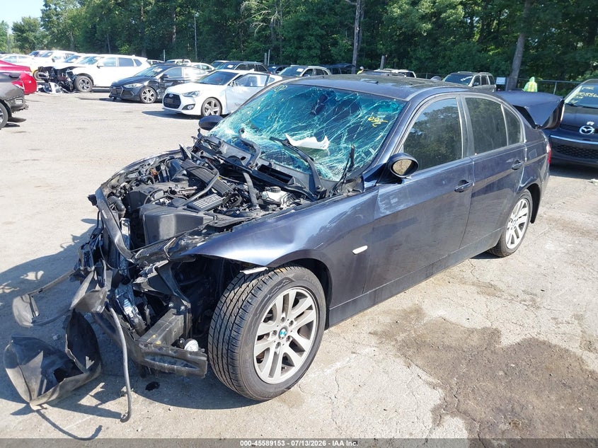 2007 BMW 3er VIN WBAVC73507KP36249 IAAI salvage auction — ALL OVER, Salvage - Greater Than 75% (Maryland), sold $200 on 2026-08-01 (photo 2)