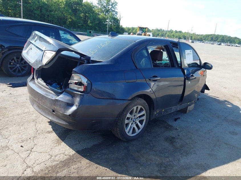 2007 BMW 3er VIN WBAVC73507KP36249 IAAI salvage auction — ALL OVER, Salvage - Greater Than 75% (Maryland), sold $200 on 2026-08-01 (photo 4)