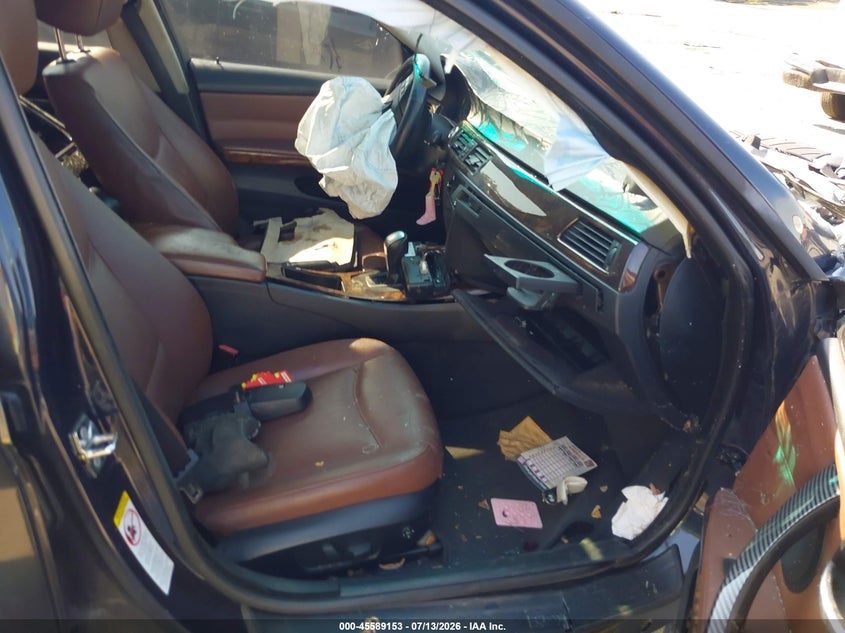 2007 BMW 3er VIN WBAVC73507KP36249 IAAI salvage auction — ALL OVER, Salvage - Greater Than 75% (Maryland), sold $200 on 2026-08-01 (photo 5)