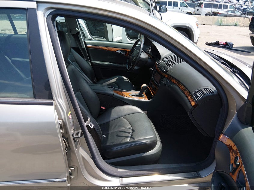 2004 Mercedes-benz E-class VIN WDBUF65JX4A425860 IAAI salvage auction — FRONT END, Mv-907A (New York), sold $800 on 2026-08-04 (photo 5)