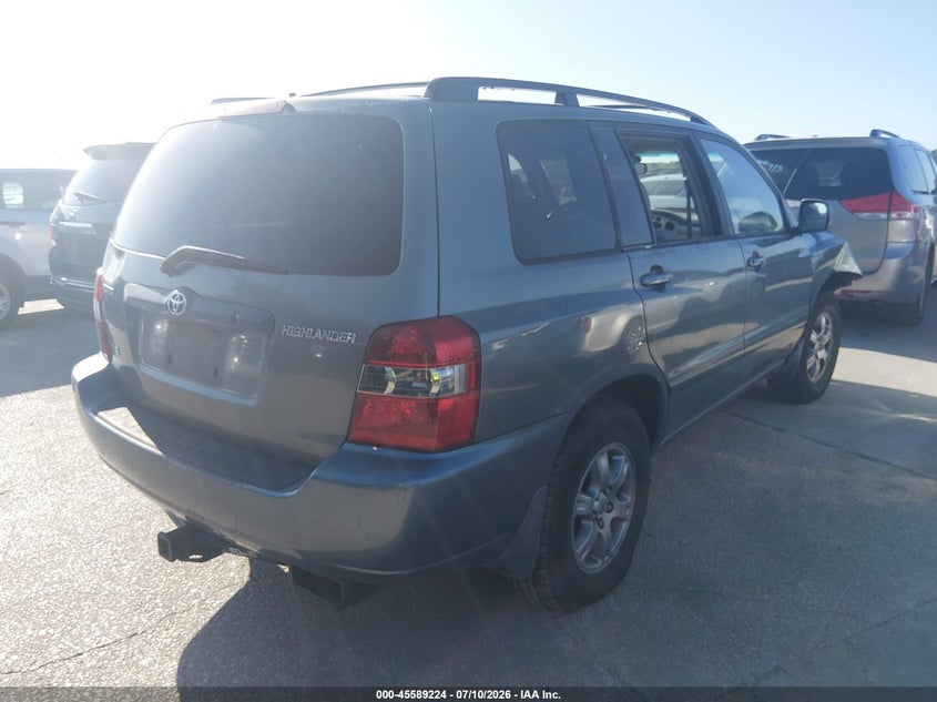 2004 Toyota Highlander VIN JTEDP21A240036886 IAAI salvage auction — NORMAL WEAR, Clear (California), sold $825 on 2026-07-29 (photo 4)