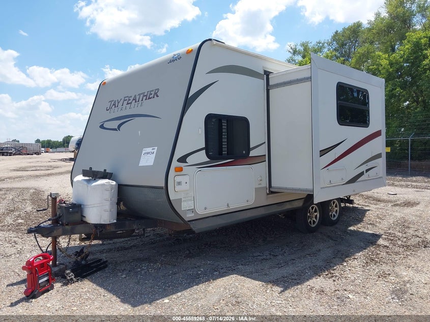 2013 Jayco Jay feather VIN 1UJBJ0BJ7D1J70058 IAAI salvage auction — HAIL, Salvage (Kansas), sold $4,050 on 2026-09-04 (photo 2)