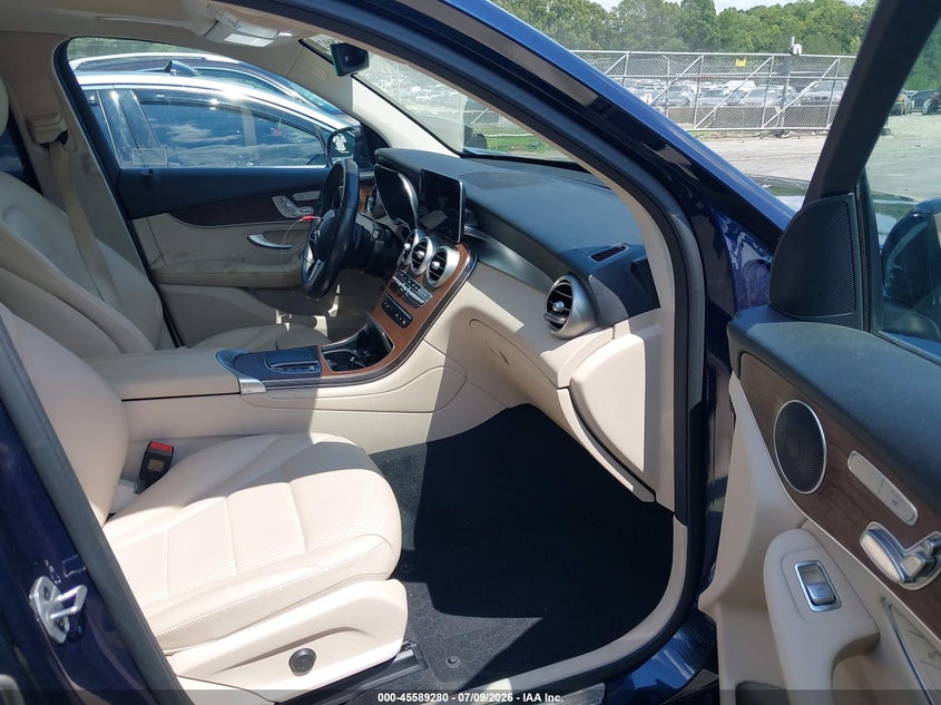 2022 Mercedes-benz Glc VIN W1N0G8EB2NG034288 IAAI salvage auction — REAR END, Salvage Title, sold $13,100 on 2026-07-30 (photo 5)