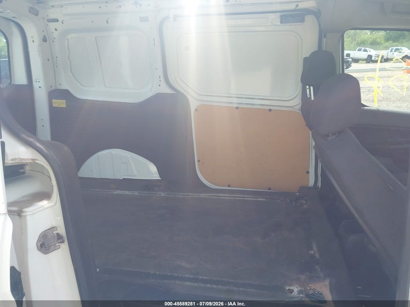 2017 Ford Transit VIN NM0LE7E76H1313893 IAAI salvage auction — UNKNOWN, Salvage Title, sold $525 on 2026-07-30 (photo 8)