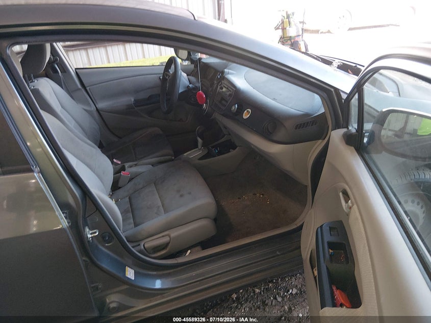 2012 Honda Insight VIN JHMZE2H30CS003913 IAAI salvage auction — FRONT & REAR, Clear (Georgia), sold $250 on 2026-07-31 (photo 5)