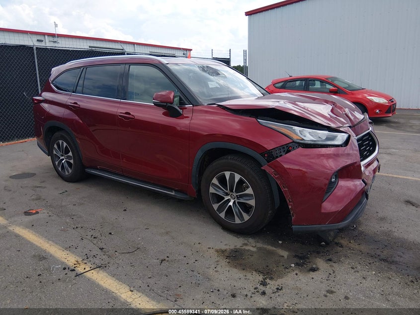 2020 Toyota Highlander VIN 5TDGZRAH5LS023417 IAAI salvage auction — FRONT END, Salvage Title, sold $12,400 on 2026-08-02 (photo 1)