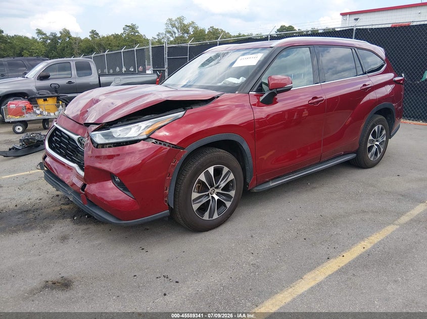 2020 Toyota Highlander VIN 5TDGZRAH5LS023417 IAAI salvage auction — FRONT END, Salvage Title, sold $12,400 on 2026-08-02 (photo 2)