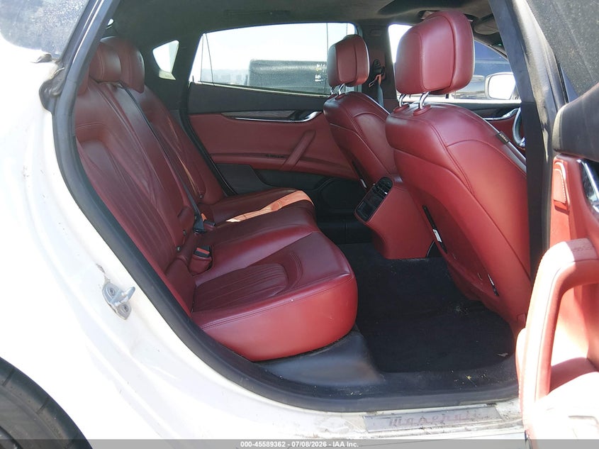 2016 Maserati Quattroporte VIN ZAM56RPA6G1166322 IAAI salvage auction — NORMAL WEAR, Salvage Title, sold $900 on 2026-07-24 (photo 8)