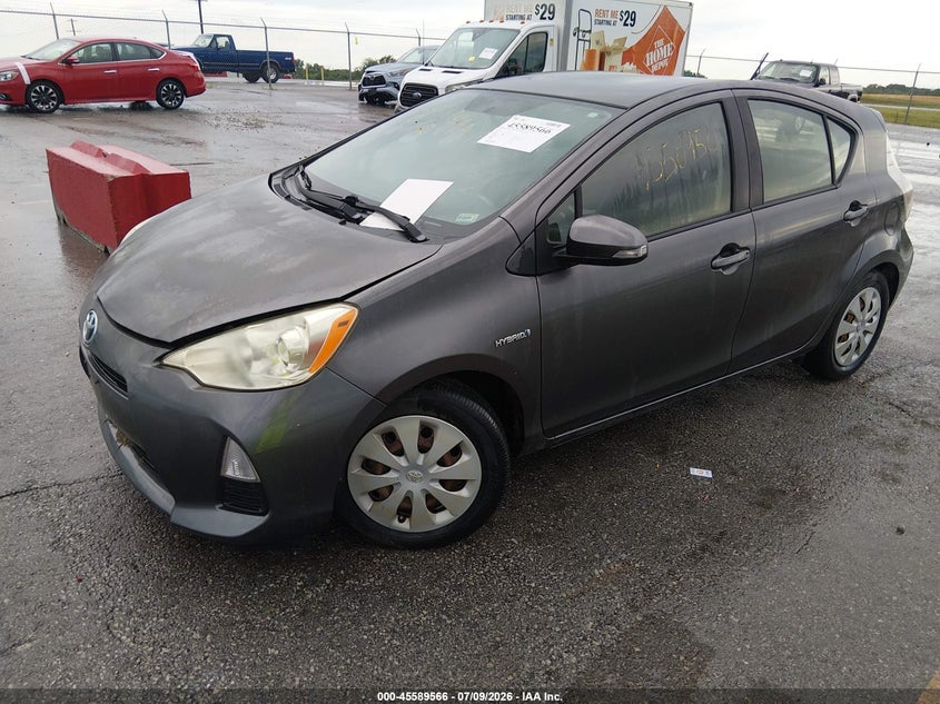 2012 Toyota Prius c VIN JTDKDTB32C1017290 IAAI salvage auction — NORMAL WEAR, Clear (Missouri), sold $1,675 on 2026-07-16 (photo 2)