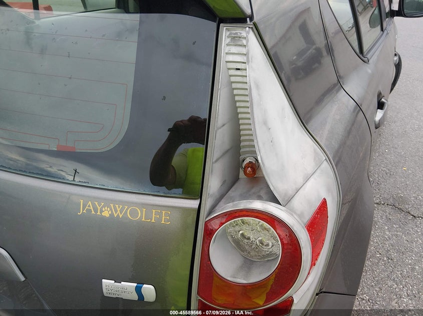2012 Toyota Prius c VIN JTDKDTB32C1017290 IAAI salvage auction — NORMAL WEAR, Clear (Missouri), sold $1,675 on 2026-07-16 (photo 6)