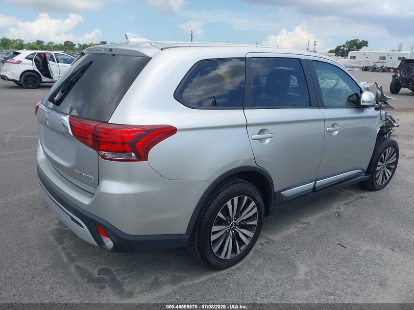 2019 Mitsubishi Outlander VIN JA4AZ3A38KZ043420 IAAI salvage auction — FRONT END, Clear (Florida), sold $950 on 2026-07-13 (photo 4)