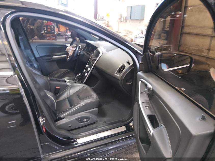 2017 Volvo Xc60 VIN YV449MRS3H2016984 IAAI salvage auction — FRONT END, Wait Title, sold $2,850 on 2026-08-13 (photo 5)