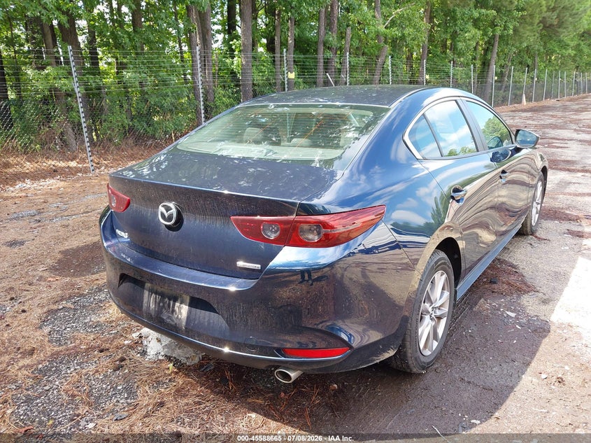 2021 Mazda 3 VIN 3MZBPAAL7MM203969 IAAI salvage auction — NORMAL WEAR, SF97 (Virginia), sold $15,400 on 2026-07-22 (photo 4)