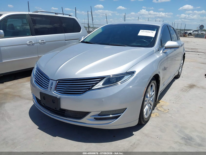 2016 Lincoln Mkz VIN 3LN6L2G98GR602300 IAAI salvage auction — NORMAL WEAR, Salvage Title, sold $1,225 on 2026-07-28 (photo 2)