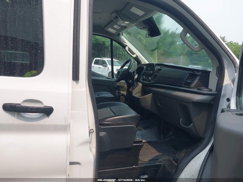 2021 Ford Transit 150 VIN 1FMZK1Y8XMKB03501 IAAI salvage auction — NORMAL WEAR, Sf97 (New York), sold $7,000 on 2026-08-20 (photo 5)