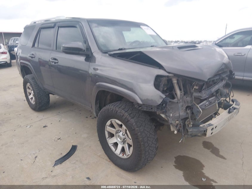 2016 Toyota 4runner VIN JTEBU5JR2G5365229 — IAAI salvage auction photo