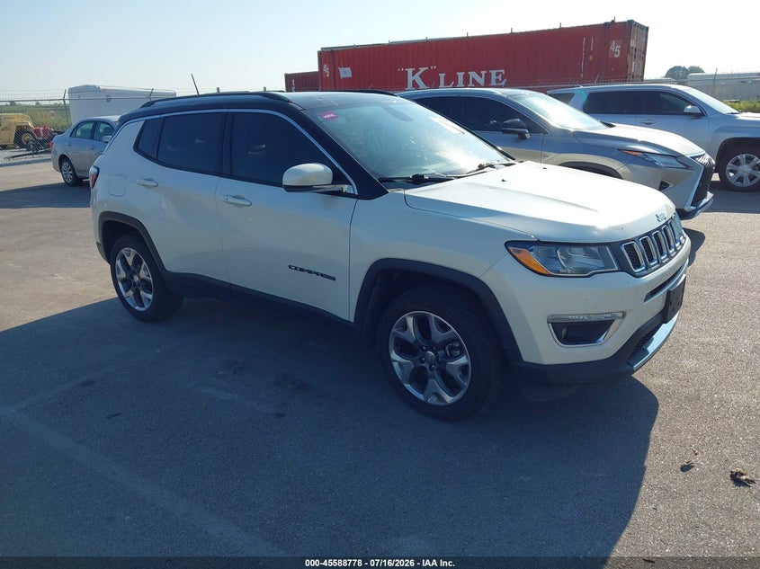 2018 Jeep Compass VIN 3C4NJDCB5JT457124 — IAAI salvage auction photo