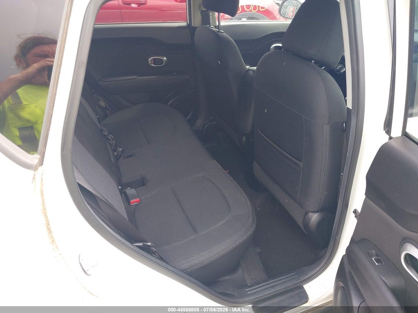 2018 Kia Soul VIN KNDJP3A5XJ7900926 IAAI salvage auction — NORMAL WEAR, Salvage Title, sold $1,500 on 2026-07-14 (photo 8)