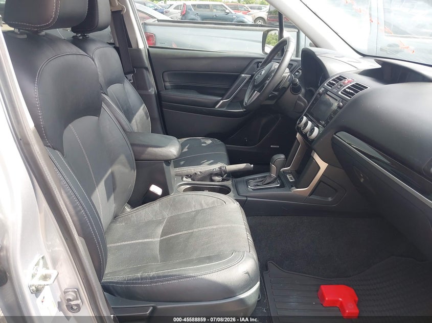 2018 Subaru Forester VIN JF2SJGWCXJH421969 IAAI salvage auction — NORMAL WEAR, Salvage Title, sold $1,975 on 2026-07-29 (photo 5)