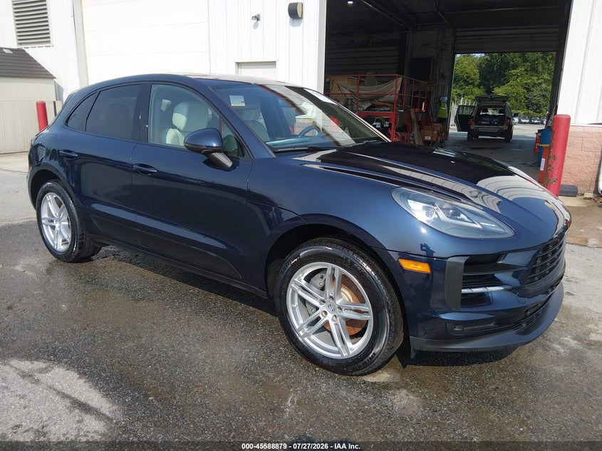 2019 Porsche Macan VIN WP1AB2A50KLB33393 — IAAI salvage auction photo