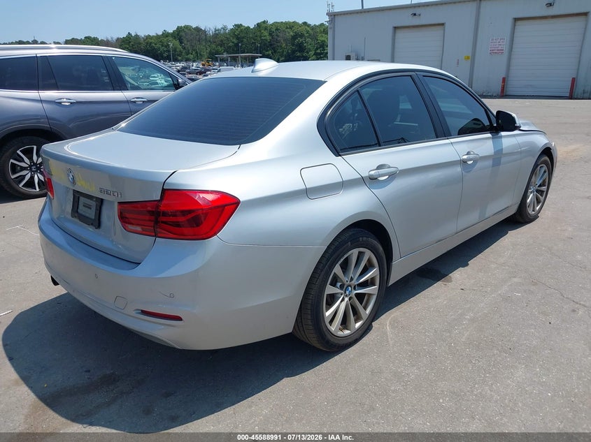 2017 BMW 3er VIN WBA8E5G55HNU41332 IAAI salvage auction — FRONT END, Wait Title, sold $550 on 2026-08-18 (photo 4)