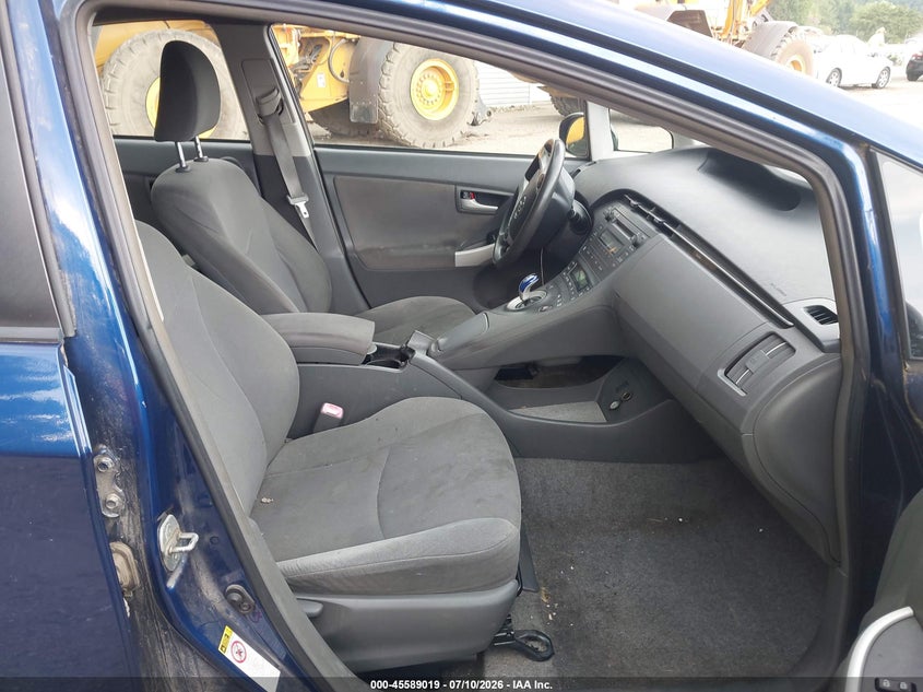 2011 Toyota Prius VIN JTDKN3DU0B5368628 IAAI salvage auction — NORMAL WEAR, Original (Ohio), sold $350 on 2026-07-27 (photo 5)