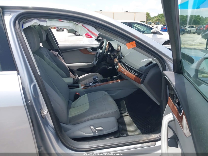 2021 Audi A4 VIN WAUABAF41MA077665 IAAI salvage auction — LEFT SIDE, Salvage Title, sold $5,000 on 2026-09-08 (photo 5)