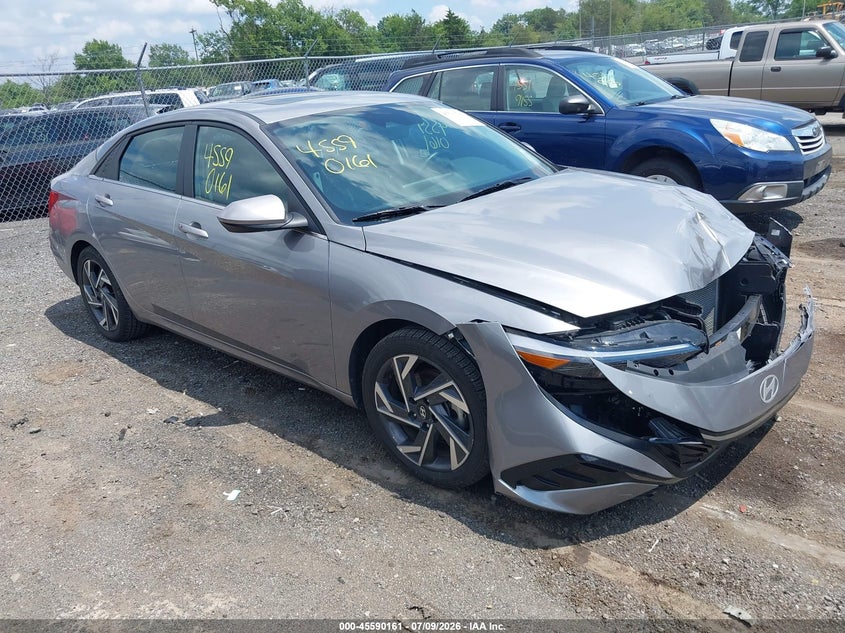2025 Hyundai Elantra VIN KMHLS4DGXSU937502 IAAI salvage auction — FRONT END, Salvage Title, sold $10,800 on 2026-07-14 (photo 1)