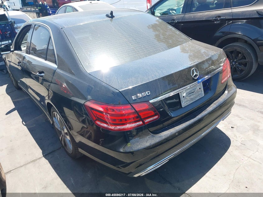 2014 Mercedes-benz E-klasse VIN WDDHF5KB1EB038948 IAAI salvage auction — ENGINE DAMAGE, Salvage Title, sold $2,850 on 2026-07-22 (photo 3)