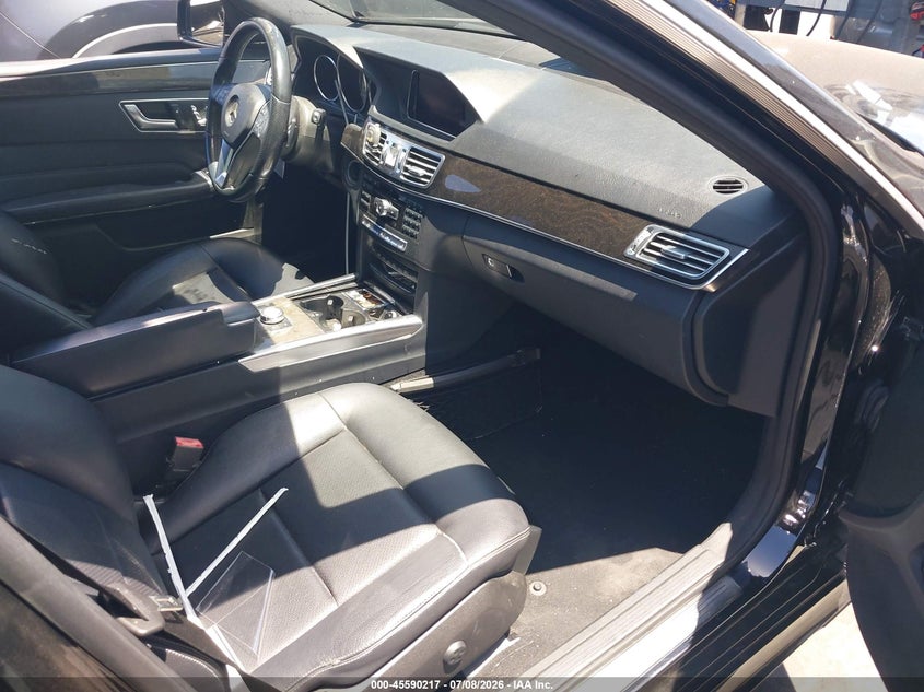 2014 Mercedes-benz E-klasse VIN WDDHF5KB1EB038948 IAAI salvage auction — ENGINE DAMAGE, Salvage Title, sold $2,850 on 2026-07-22 (photo 5)
