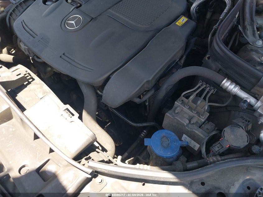 2014 Mercedes-benz E-klasse VIN WDDHF5KB1EB038948 IAAI salvage auction — ENGINE DAMAGE, Salvage Title, sold $2,850 on 2026-07-22 (photo 6)