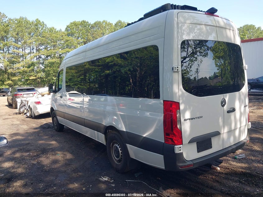 2026 Mercedes-benz Sprinter VIN W1Z4KGHY1TT603354 IAAI salvage auction — ROOF, Enterprise Vehicles Clear Only (Massachusetts), sold $40,000 on 2026-07-30 (photo 3)
