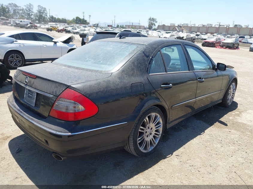 2008 Mercedes-benz E-class VIN WDBUF56X58B304764 IAAI salvage auction — NORMAL WEAR, Salvage (California), sold $400 on 2026-07-31 (photo 4)