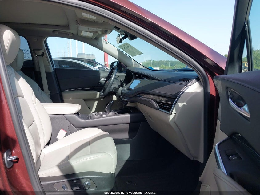 2023 Cadillac Xt4 VIN 1GYFZCR46PF101018 IAAI salvage auction — FRONT & REAR, Rebuildable (Florida), sold $2,750 on 2026-08-02 (photo 5)