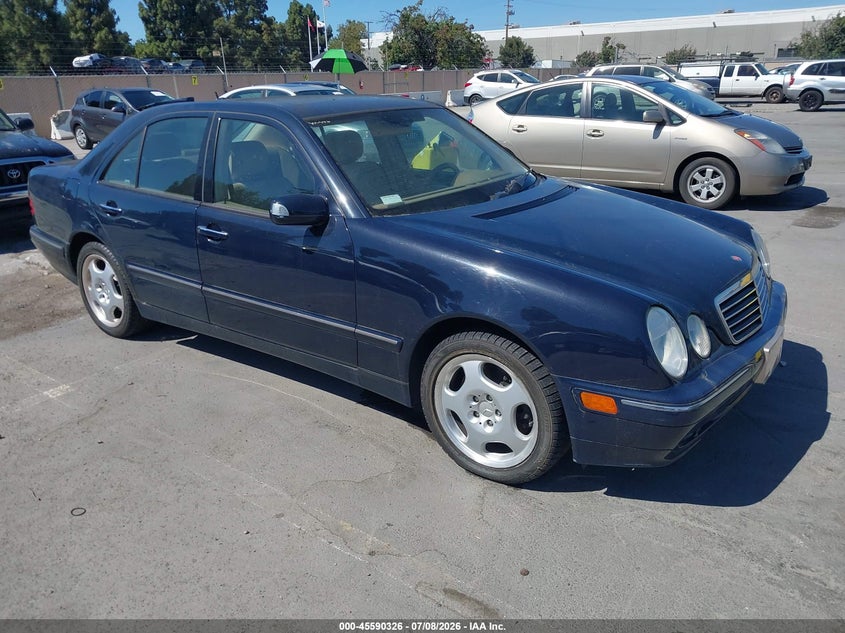 2001 Mercedes-benz E-class VIN WDBJF83J61X053136 IAAI salvage auction — NORMAL WEAR, Clear - Dealer Only (California), sold $725 on 2026-07-20 (photo 1)