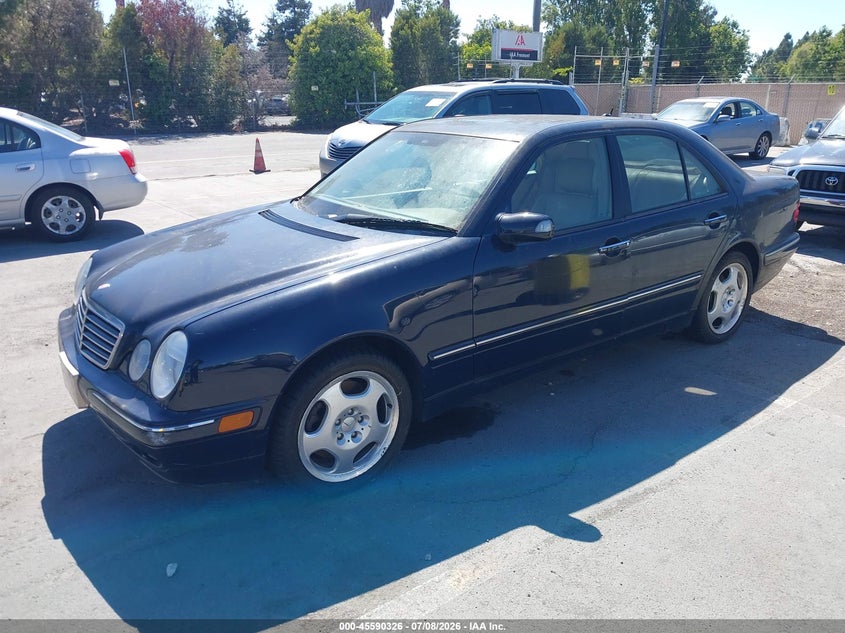 2001 Mercedes-benz E-class VIN WDBJF83J61X053136 IAAI salvage auction — NORMAL WEAR, Clear - Dealer Only (California), sold $725 on 2026-07-20 (photo 2)