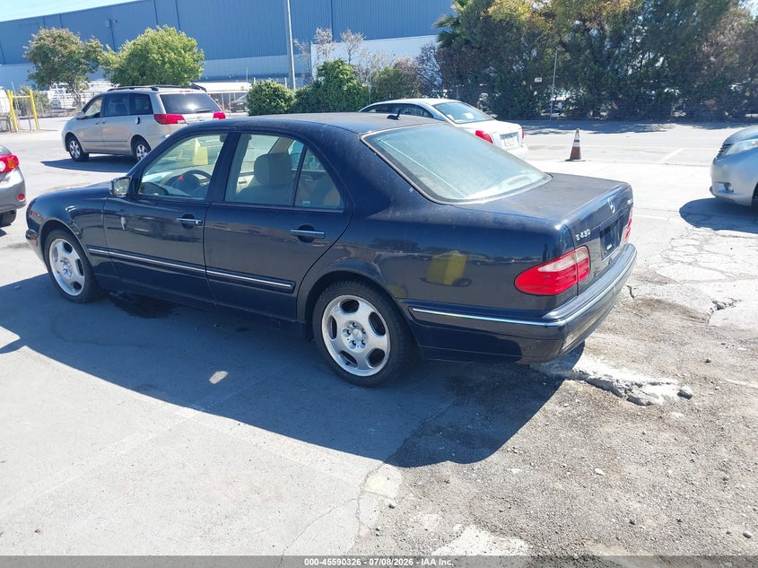 2001 Mercedes-benz E-class VIN WDBJF83J61X053136 IAAI salvage auction — NORMAL WEAR, Clear - Dealer Only (California), sold $725 on 2026-07-20 (photo 3)