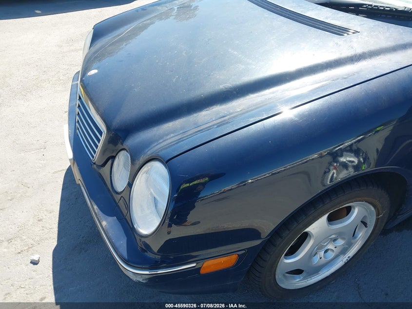 2001 Mercedes-benz E-class VIN WDBJF83J61X053136 IAAI salvage auction — NORMAL WEAR, Clear - Dealer Only (California), sold $725 on 2026-07-20 (photo 6)