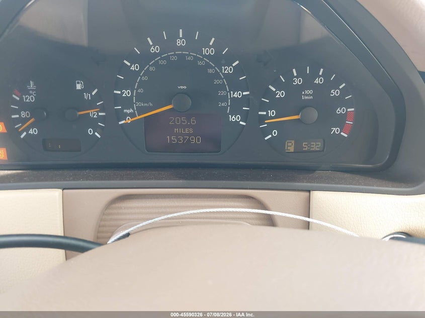 2001 Mercedes-benz E-class VIN WDBJF83J61X053136 IAAI salvage auction — NORMAL WEAR, Clear - Dealer Only (California), sold $725 on 2026-07-20 (photo 7)