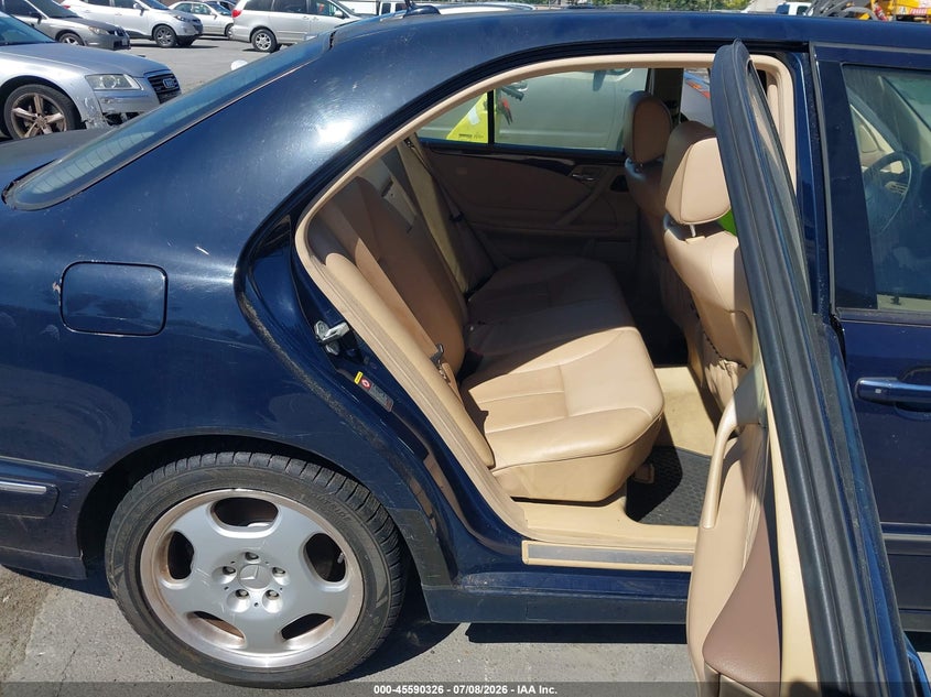 2001 Mercedes-benz E-class VIN WDBJF83J61X053136 IAAI salvage auction — NORMAL WEAR, Clear - Dealer Only (California), sold $725 on 2026-07-20 (photo 8)