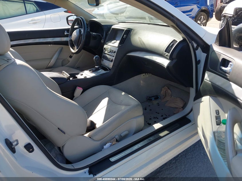 2014 Infiniti Q60 VIN JN1CV6EK3EM111107 IAAI salvage auction — THEFT, Salvage Title, sold $2,150 on 2026-08-02 (photo 5)