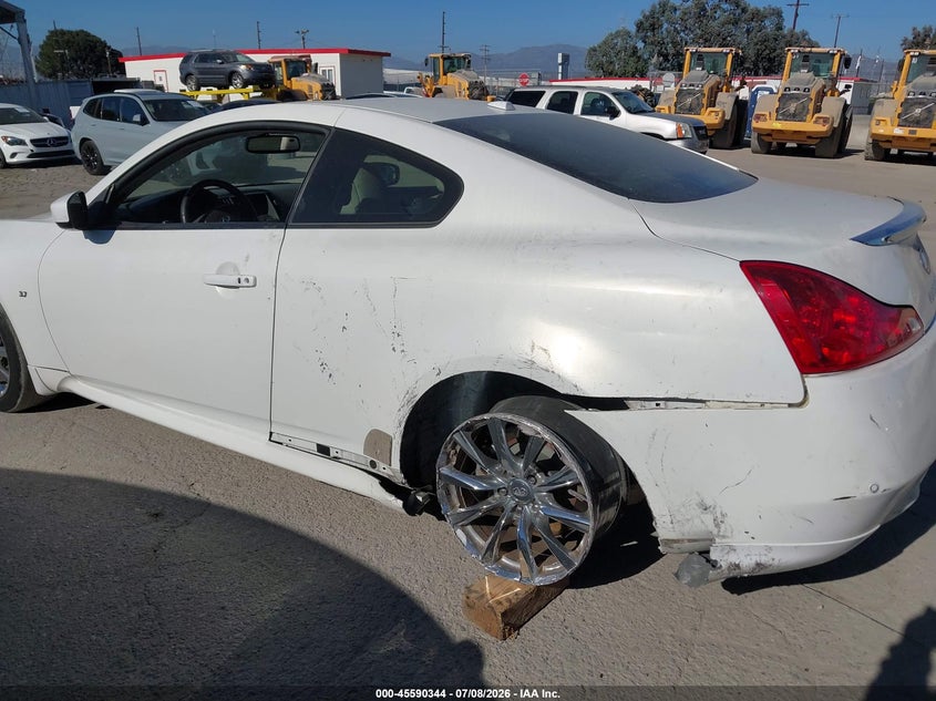 2014 Infiniti Q60 VIN JN1CV6EK3EM111107 IAAI salvage auction — THEFT, Salvage Title, sold $2,150 on 2026-08-02 (photo 6)