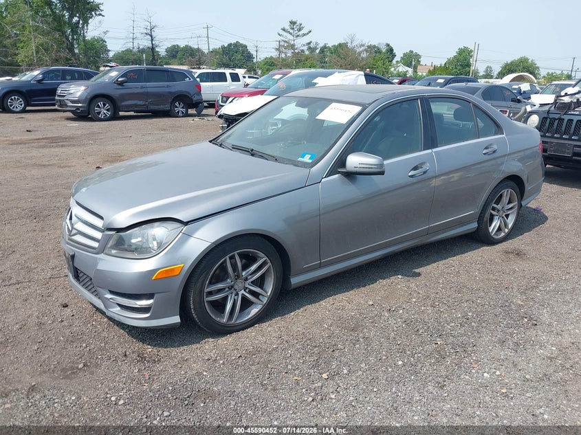 2012 Mercedes-benz C class VIN WDDGF8BB8CR208000 IAAI salvage auction — NORMAL WEAR, Clear (New Jersey), sold $650 on 2026-07-29 (photo 2)