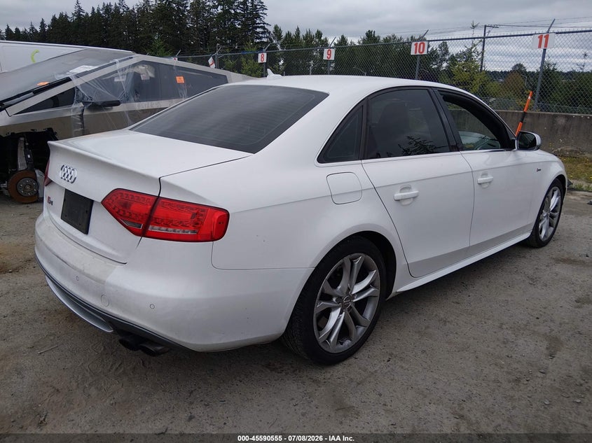 2010 Audi S4 VIN WAUBGAFL4AA038125 IAAI salvage auction — NORMAL WEAR, Clear (Washington), sold $375 on 2026-07-29 (photo 4)