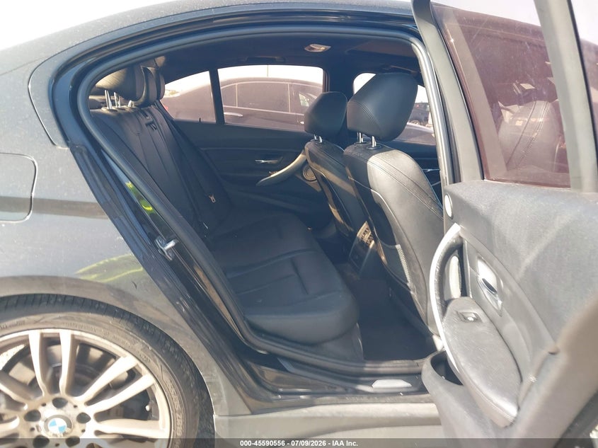 2014 BMW 3 series VIN WBA3A9G54ENS64751 IAAI salvage auction — NORMAL WEAR, Original (Texas), sold $3,250 on 2026-07-17 (photo 8)