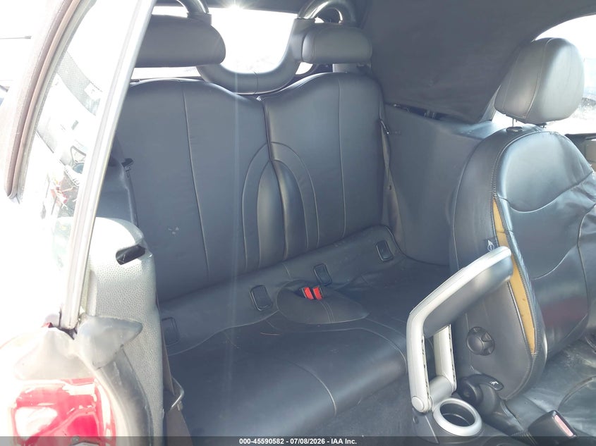 2007 Mini Cooper VIN WMWRH33587TJ43440 IAAI salvage auction — FRONT END, Clear - Dealer Only (California), sold $300 on 2026-07-29 (photo 8)