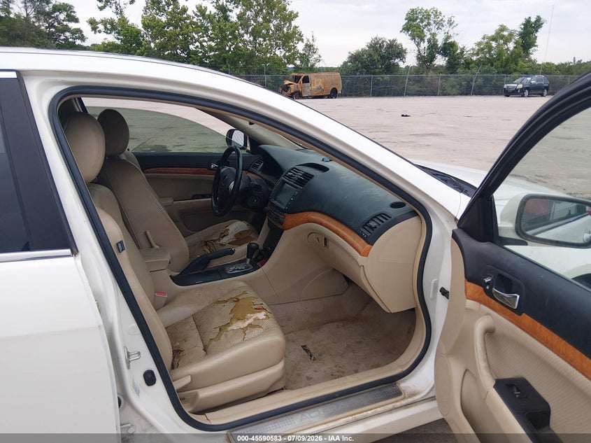 2004 Acura Tsx VIN JH4CL96994C008020 IAAI salvage auction — NORMAL WEAR, Clear (Missouri), sold $325 on 2026-07-28 (photo 5)