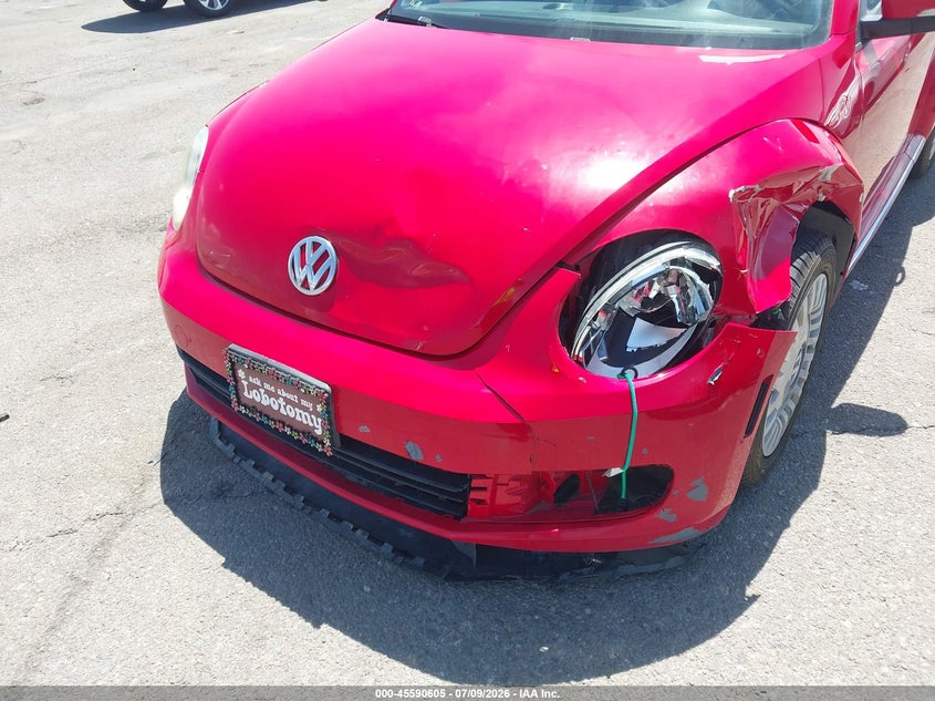 2014 Volkswagen Beetle VIN 3VWJP7AT9EM612992 IAAI salvage auction — FRONT END, Salvage Title, sold $25 on 2026-07-31 (photo 6)